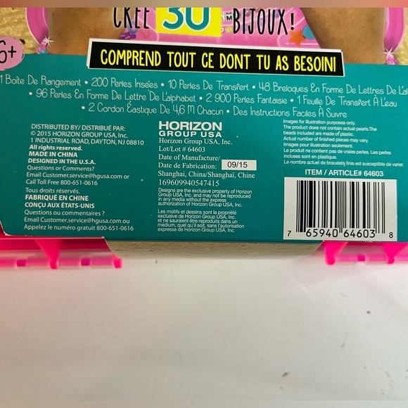 Your Décor Ultimate Jewelry Center Craft Kit – 3,000 Beads, 30+ Jewelry Pieces - Picture 11 of 16